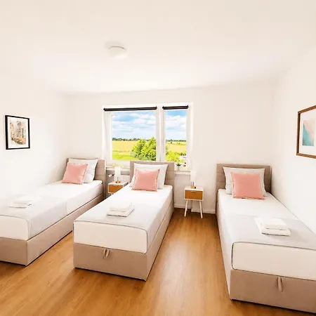 Modernes & Stilvolles Komfort-apartment Mit Balkon *